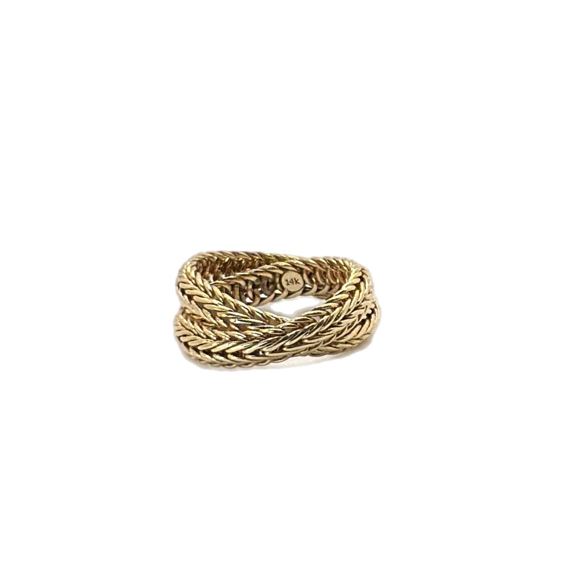 Icon Chevron Crossover Ring, Gold, 4.5MM