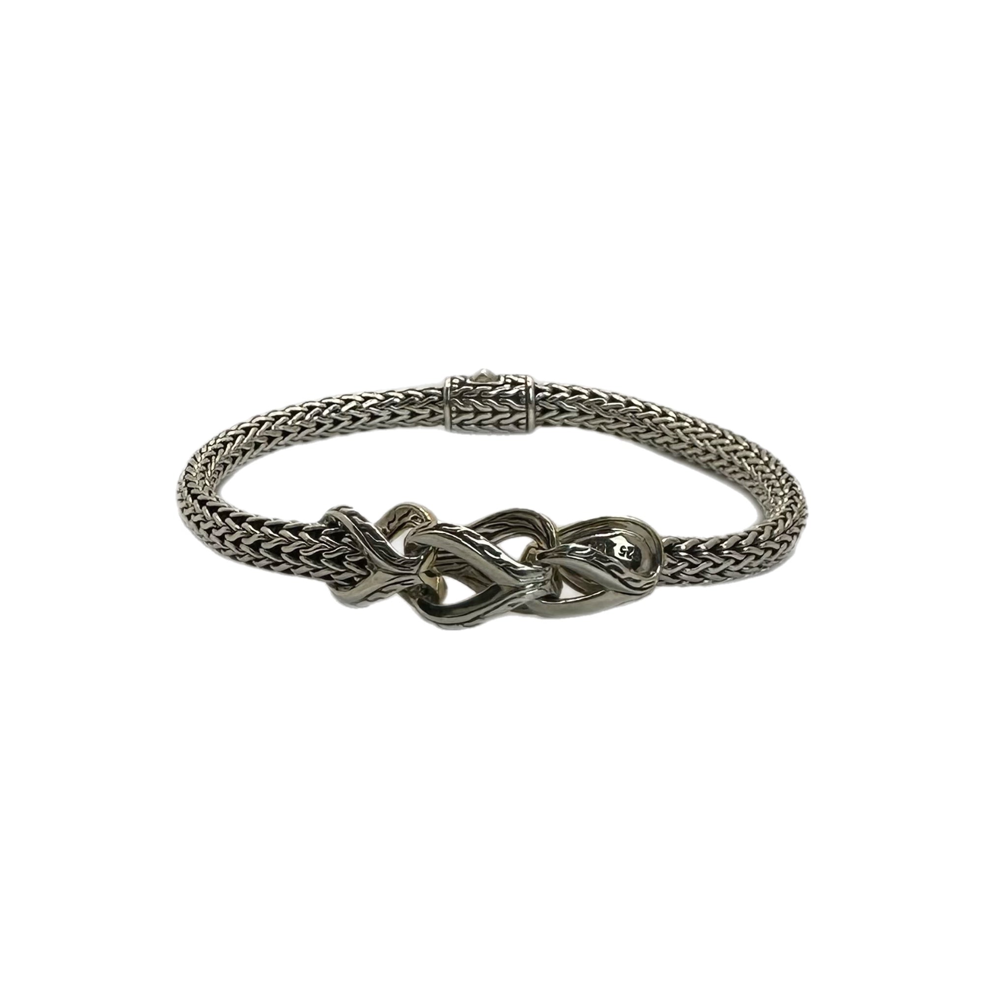 Asli Classic Chain Link Station Bracelet